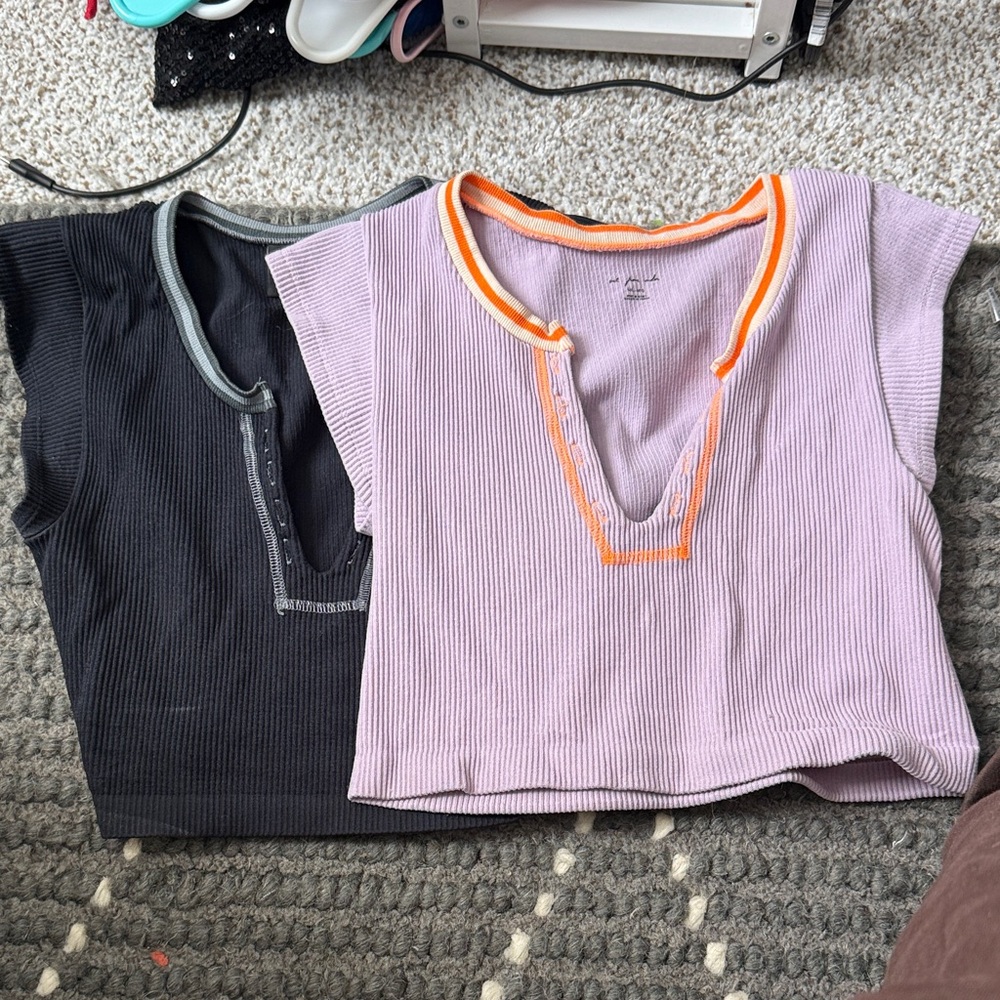 Urban outfitters bundle of tops size m/L